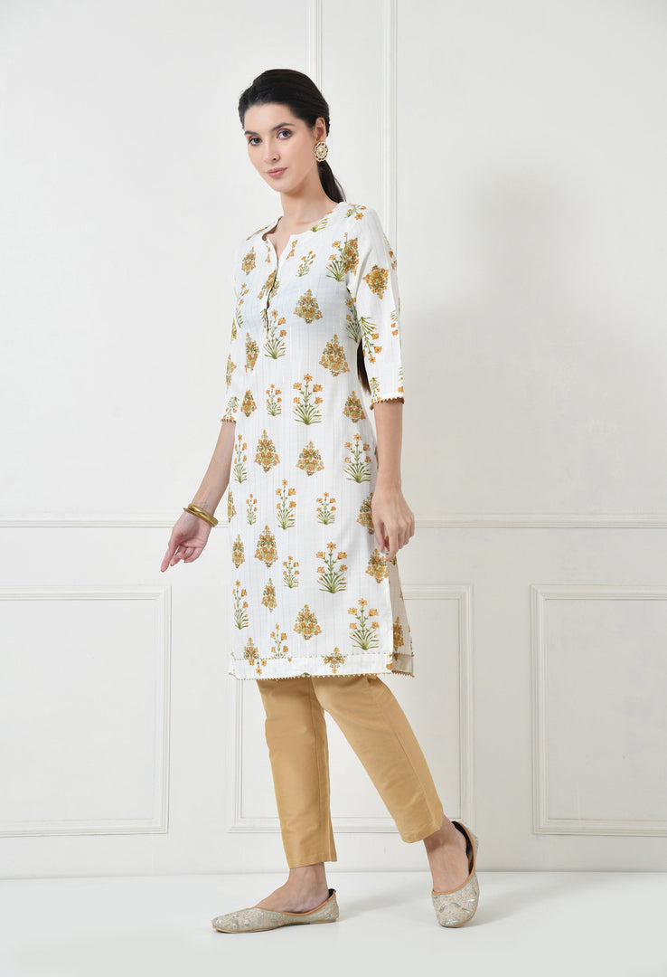 Women Self Design cotton  Straight Kurta